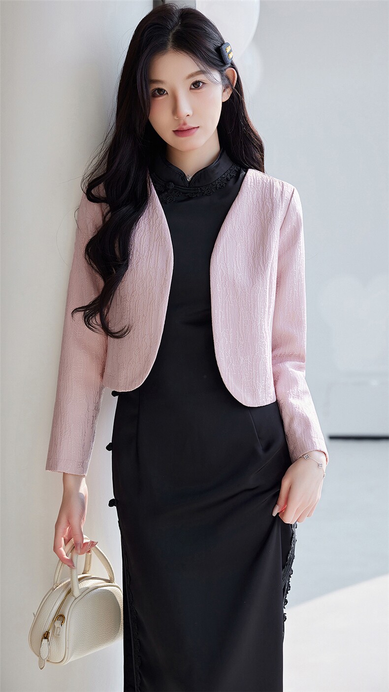 开春外套女短款上衣2025新优雅气质小披肩配裙子外搭开衫提花坎肩,女装短外套,婵米儿