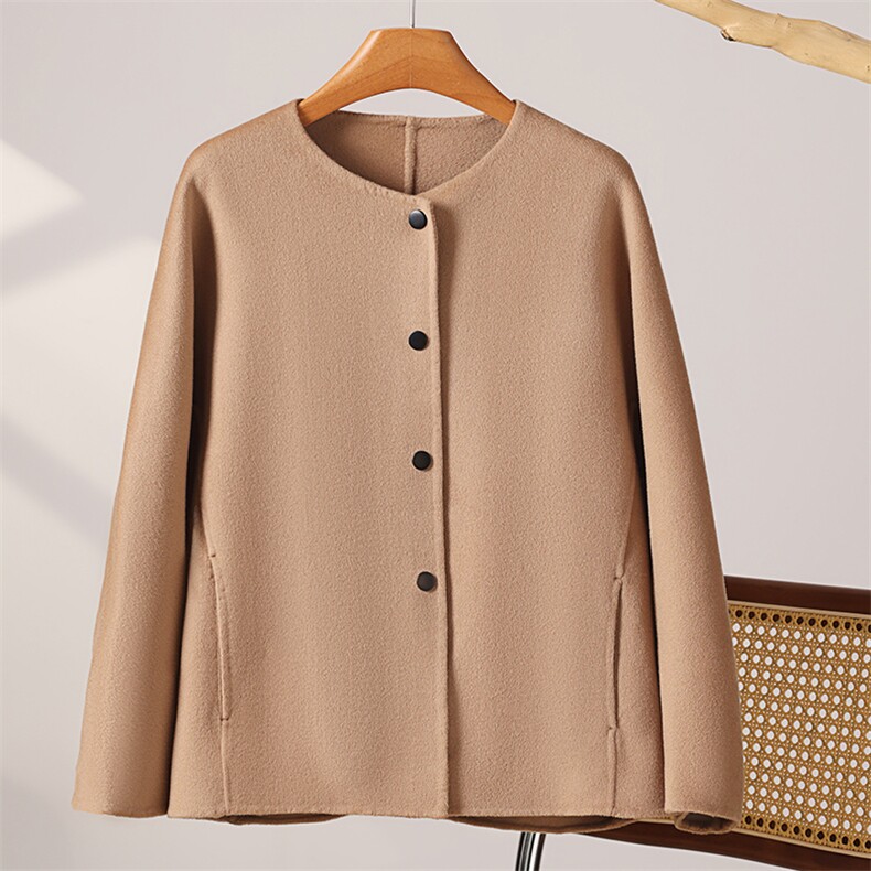 秋冬季10%羊绒90%羊毛休闲简约时尚百搭复古圆领短款大衣，女装双面呢大衣，水之秀羊绒大衣