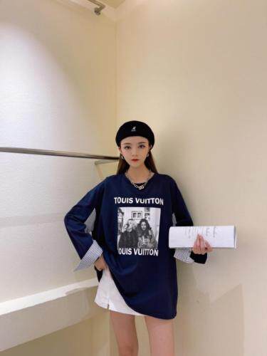 秋季新款2021年初秋薄款卫衣设计感韩版宽松版型，女装卫衣/绒衫，咖啡色