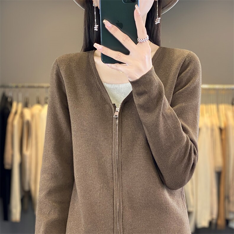 拼色假两件针织开衫女2025早春新款套头打底衫休闲百搭短外套上衣,针织衫/毛衣,秋虹羊绒