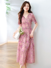 女士连衣裙2025年夏季新款时尚减龄休闲百搭修身显瘦碎花中长裙子，女装连衣裙，布芭啦