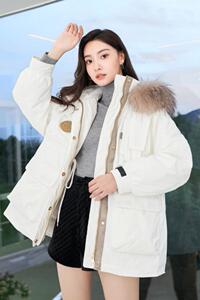 现货羽绒服图片