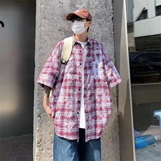 红色