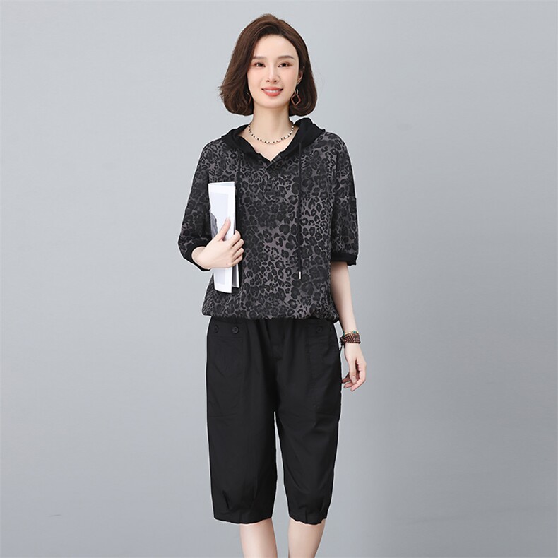 连帽卫衣套装女2025夏季新款时尚中老年妈妈半袖豹纹休闲裤两件套,女装套装/套裙,涵誉