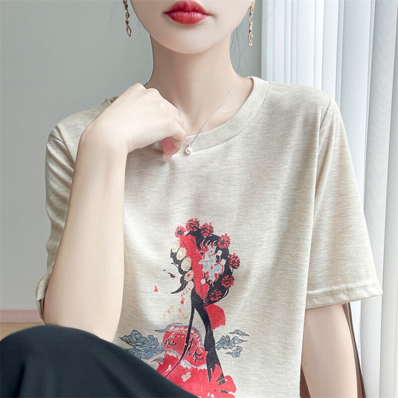 2025年夏季休闲风常规不连帽短袖修身型圆领时尚百搭上衣短袖,女装T恤,绒宛羊绒