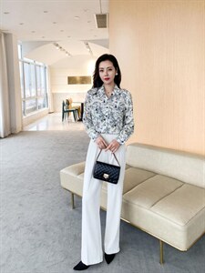 春装新款   抽象艺术画 通勤优雅图片