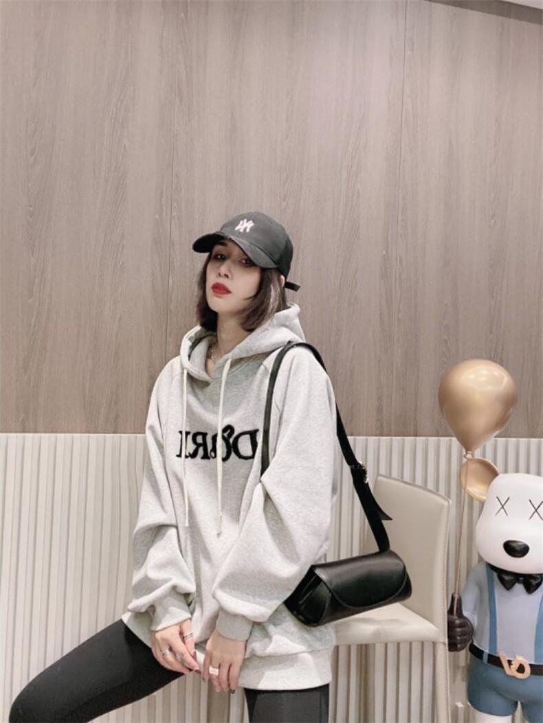 毛巾绣字母加绒加厚卫衣ＭL，女装卫衣/绒衫，可纳奇