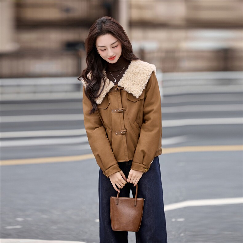 2025年冬季新款pu皮棉拼接毛领休闲皮棉外套,女装棉衣/棉服,乐吉娜