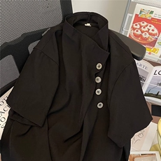 黑色