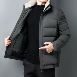 2024年新款男士羽绒服P235图片