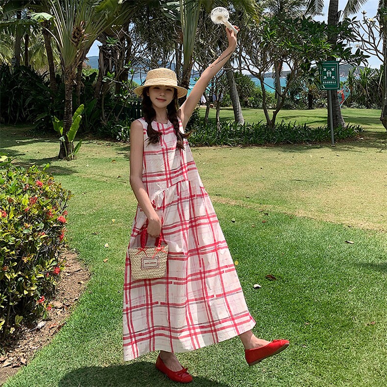 甜美红色格子无袖背心连衣裙女夏2025新款独特绝美爆款高级感长裙,女装连衣裙,浙宝305