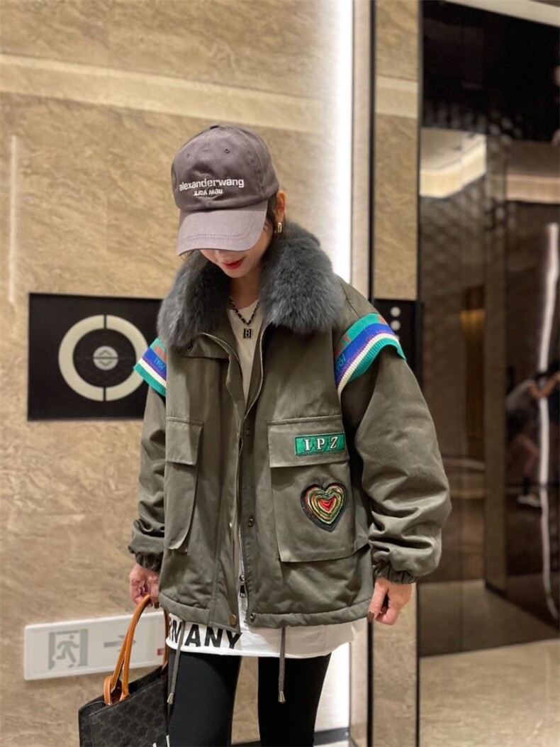 大毛领派克服，其它，跳跳谷