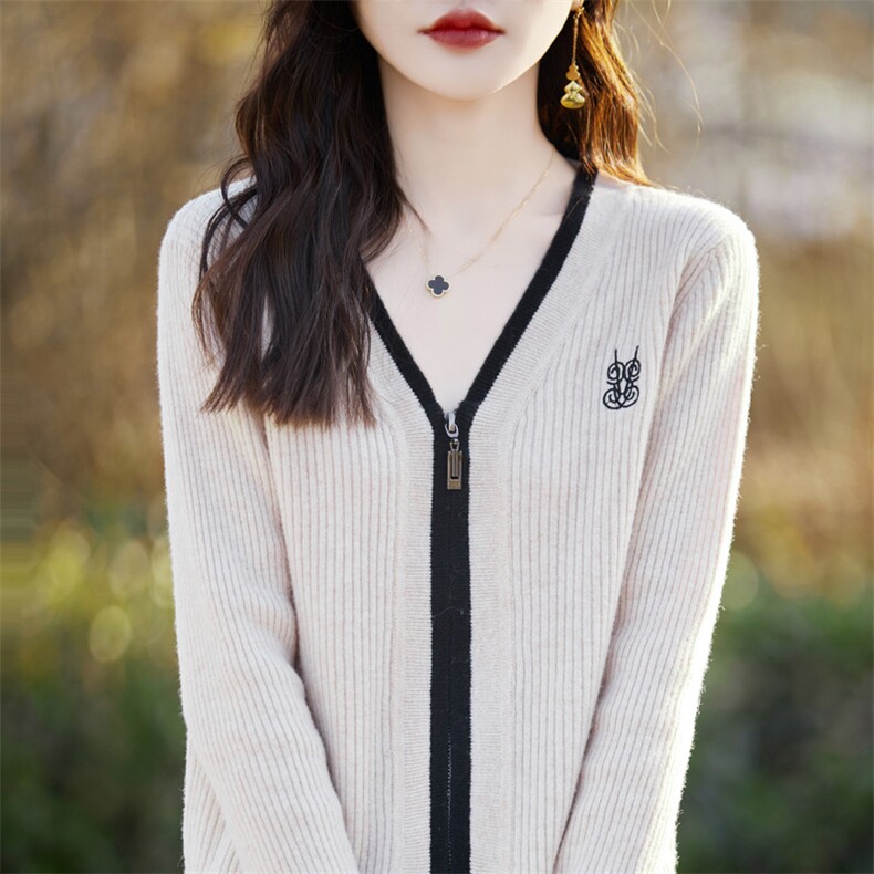 V领拼色100%纯羊毛开衫女绣花拉链外套毛衣宽松短款羊绒针织上衣图片