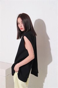 【现货】设计师款上衣 露背设计 独具心裁，其它，KEEP MIX