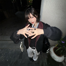 重磅高品质硬挺boxy26春装美式高街结构撞色拼接连帽卫衣开衫外套，女装短外套，电商A486-1