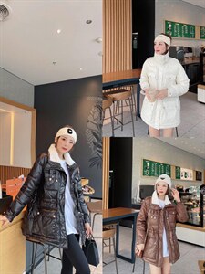 羊羔毛领羽绒服图片