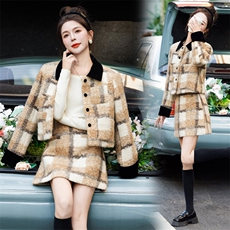 【新款现货】2023冬装格纹圈圈呢元气撞色拼接羽绒套装白鸭绒，女装羽绒服，雅静靓衣