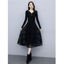 2023秋季新款V领针织3颗扣线衣配蕾丝长款打底连衣裙，女装连衣裙，安之芮娜