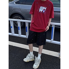 酒红色