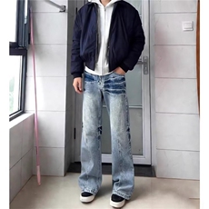 蓝色