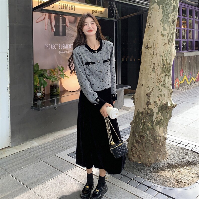 法式高级感小香风裙女2024秋季新款黑色丝绒吊带连衣裙,女装连衣裙,2C129