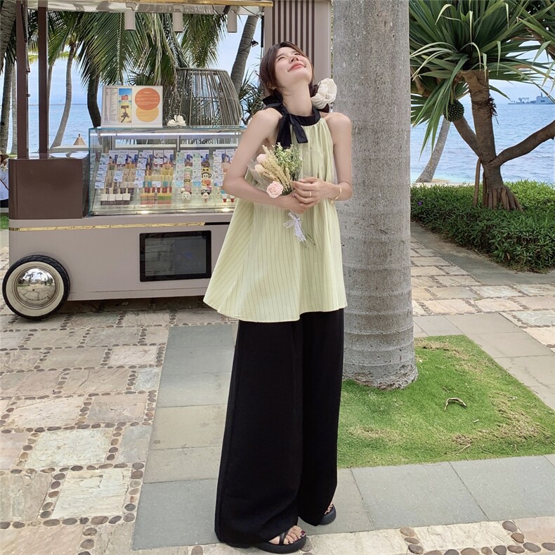 韩系海岛出游穿搭女夏2025新款条纹无袖挂脖上衣宽松阔腿裤两件套,女装套装/套裙,2D078