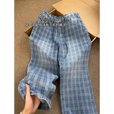 蓝色