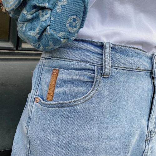 浅色破洞老爹裤，女装，可家 cutiesister