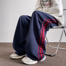 藏青色