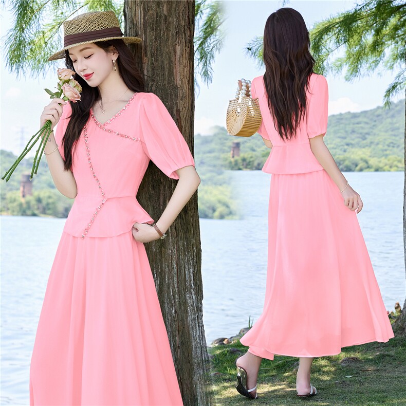 小香风时尚钉珠套装裙女2025夏新款气质显瘦短袖上衣半身裙两件套，女装连衣裙，伊航服饰