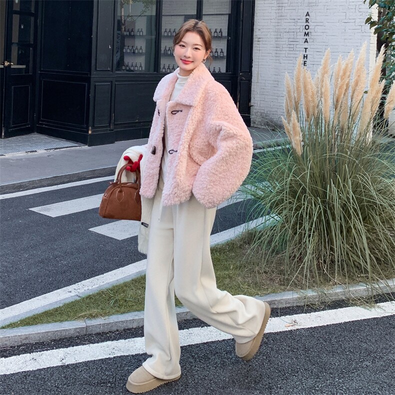 粉色千金感皮毛一体牛角扣羊羔毛外套女冬季2025新款时髦洋气棉服,女装皮草,2C056