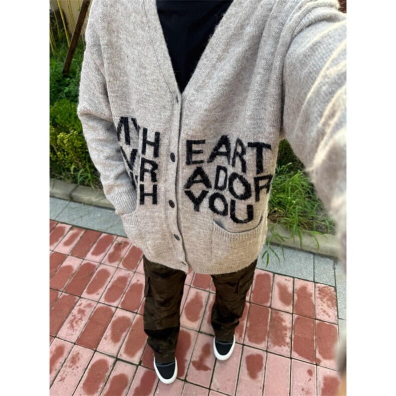 MY9816-P59 字母提花V领开衫毛衣男女秋季软糯慵懒风针织衫美式图片