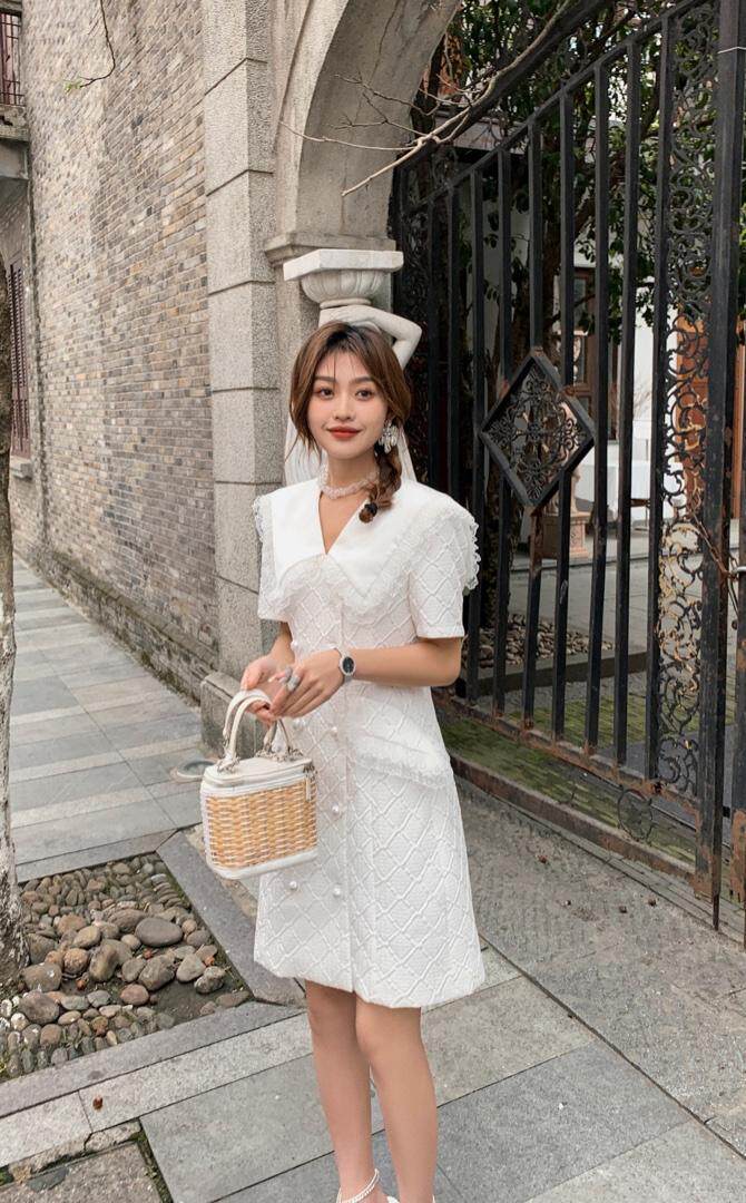 定制面料蕾丝边连衣裙甜美短裙，女装连衣裙，M.W 嫚维