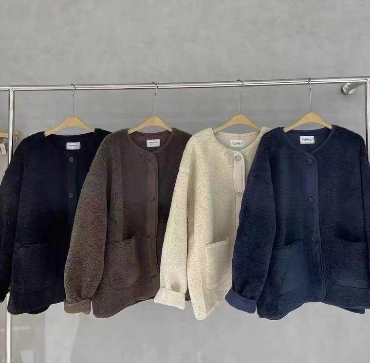 新款扣子皮毛一体外套，其它，Fairy mall