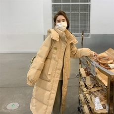 卡其色