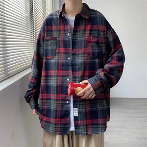 深蓝色