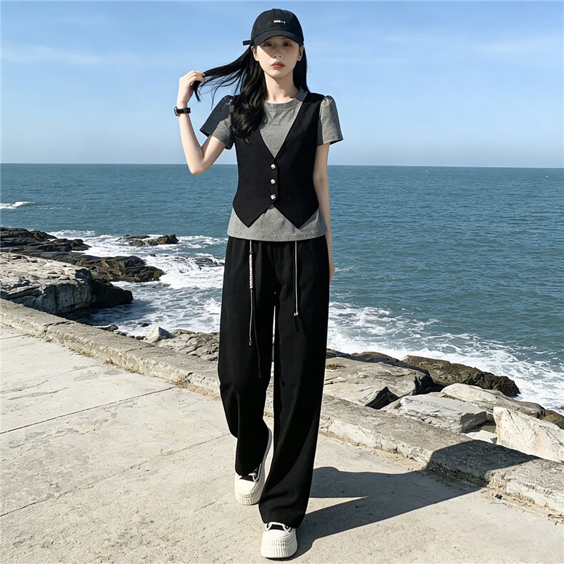 高级时尚休闲运动套装女夏新款圆领马甲假两件短袖上衣长裤两件套图片 高级时尚休闲运动套装女夏新款圆领马甲假两件短袖上衣长裤两件套图片