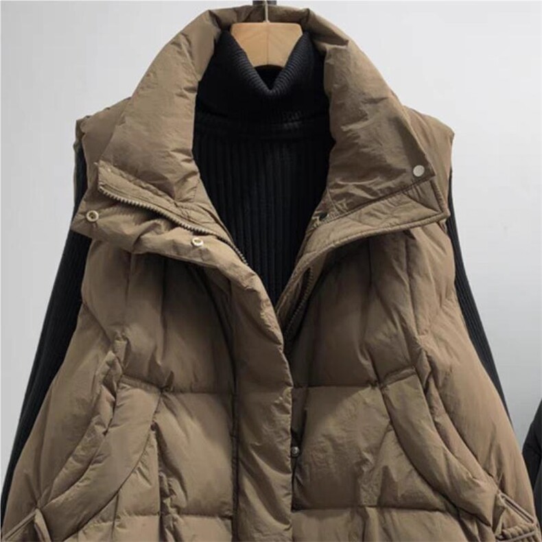 2024年冬季新款保暖90白鸭绒时髦淑女飘带羽绒马甲，女装马甲，牛米欧羽绒服工厂店