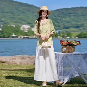 时尚洋气刺绣印花套装女2026夏季新款宽松遮肉显瘦阔腿裤两件套图片