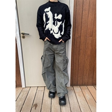 黑色