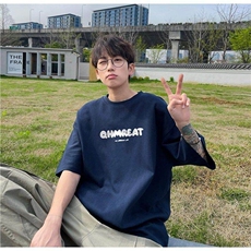 藏青色