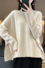 2024秋季新款大高翻开叉宽松羊毛套头衫休闲舒适，女装羊毛衫，美雪羊绒