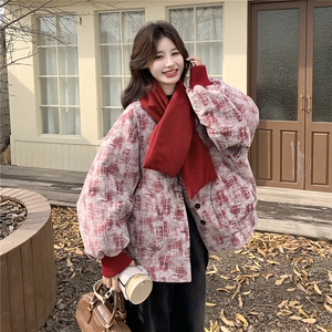 红色小众设计感围巾款羽绒服女冬季2026新款韩版加厚新年喜庆外套图片