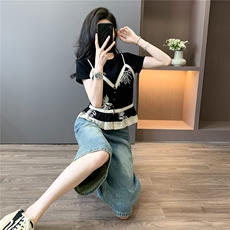 高级感时尚减龄套装女夏设计感蕾丝拼接假两件上衣牛仔中裤两件套，女装套装/套裙，江南