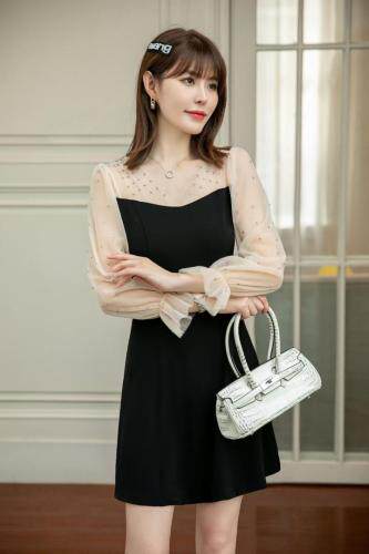 （现货）连衣裙，女装连衣裙，伊娜蕾尔