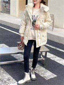休闲羽绒服图片