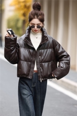 蛋白皮短款羽绒服女冬季2026新款小个子今年流行宝款加厚保暖外套，女装羽绒服，意芙