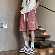 粉红色