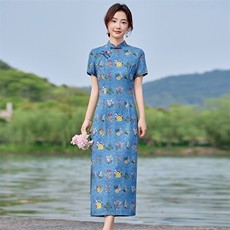 现货2025夏季新款复古中式显瘦修身蓝色黄花长裙日常旗袍连衣裙女，女装连衣裙，利佳可人