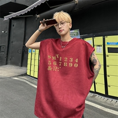 红色